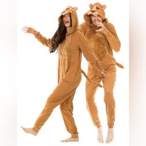 Spirit Halloween - LION Onesie/Union Suit Costume Unisex, Large - Used